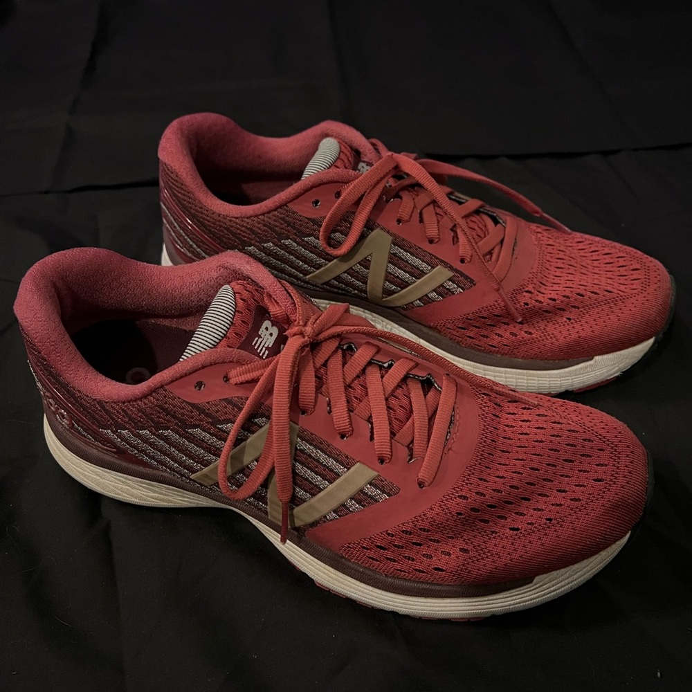New Balance 860s